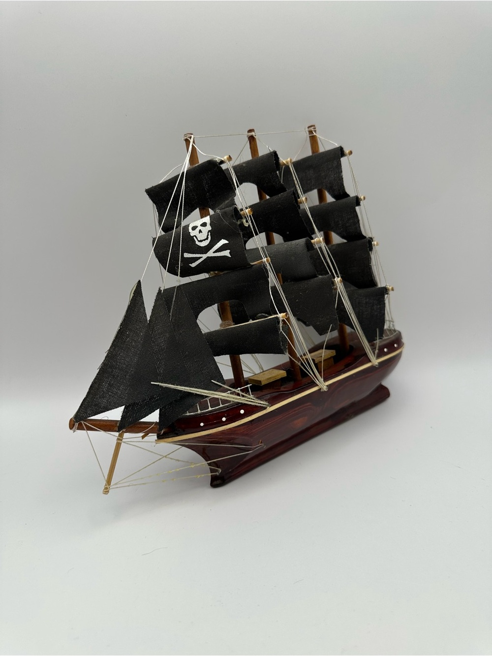 Wood Pirate Ship Model w/ Black Fabric Sails, Painted,8in